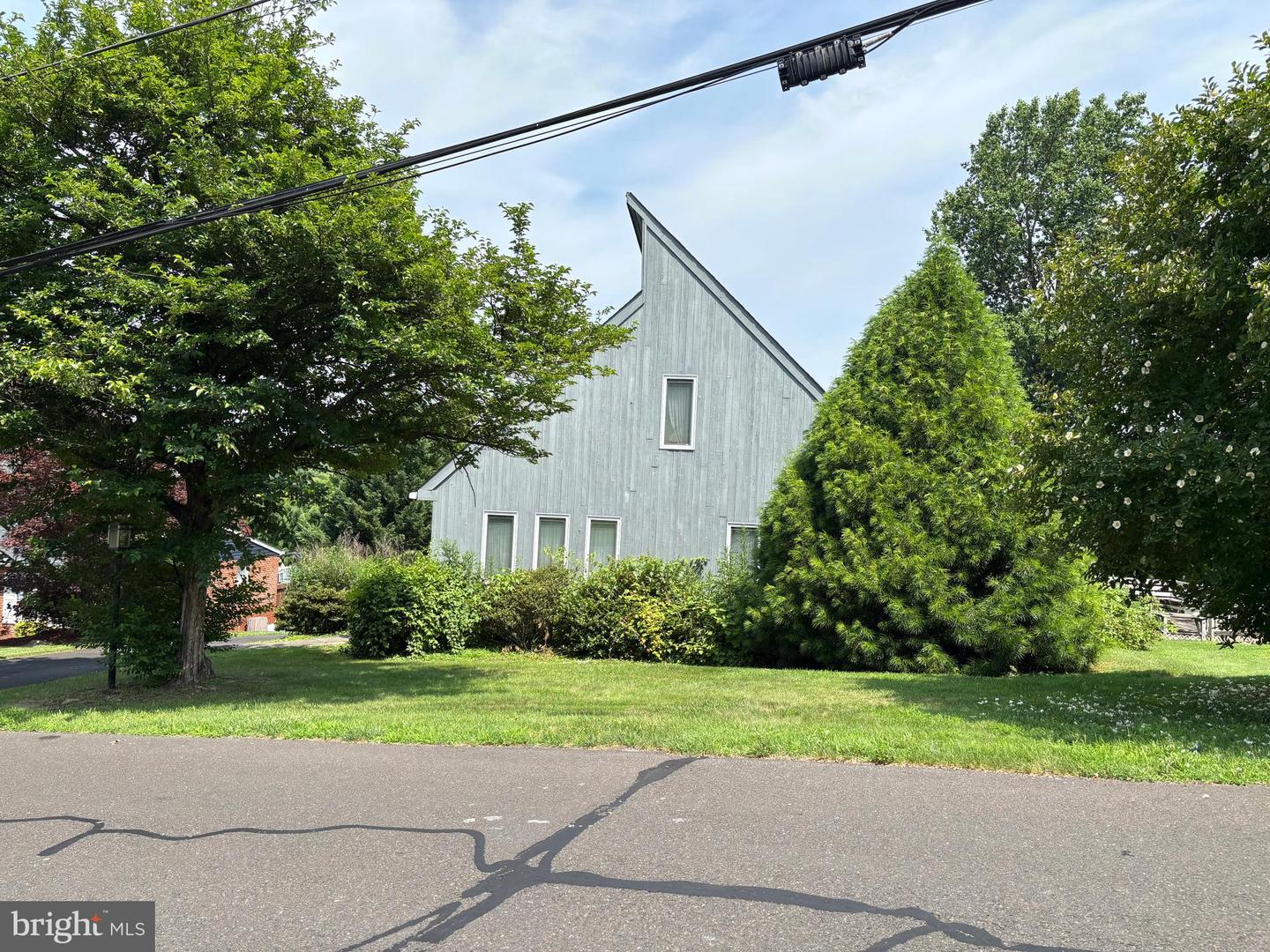 2480 Dale Rd Property Photo 1