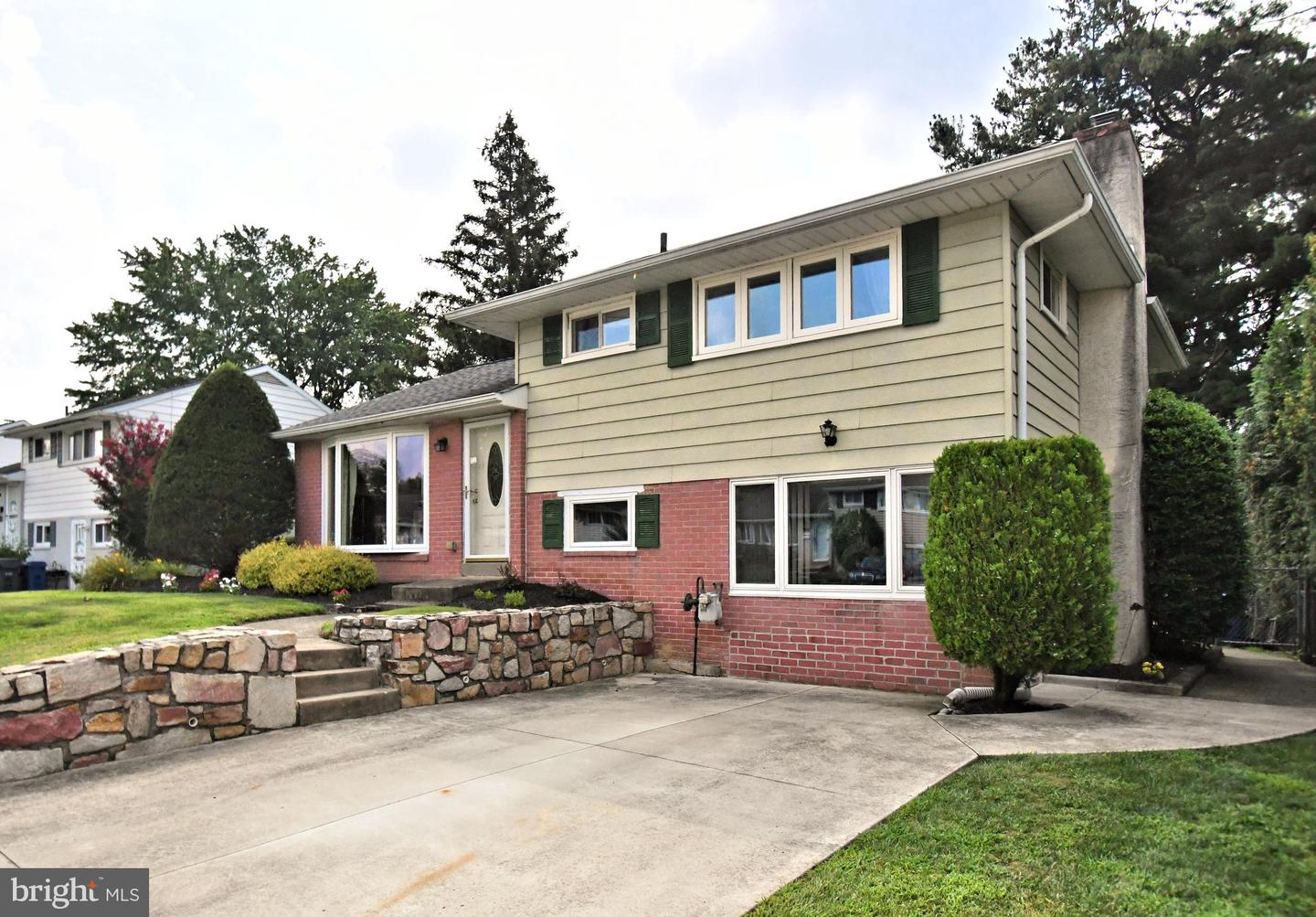 1433 Saint John Rd Property Photo 1