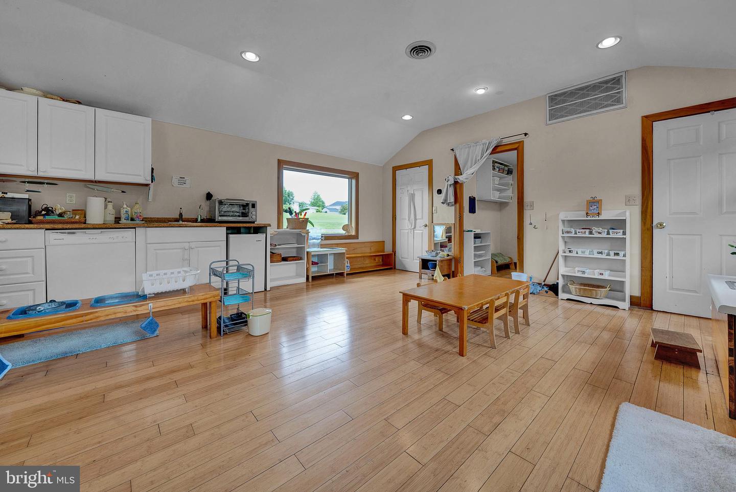 188 W Ridge Pike Property Photo 14