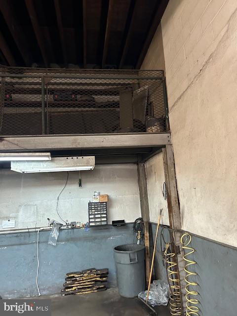 17 Holland Ave Property Photo 8