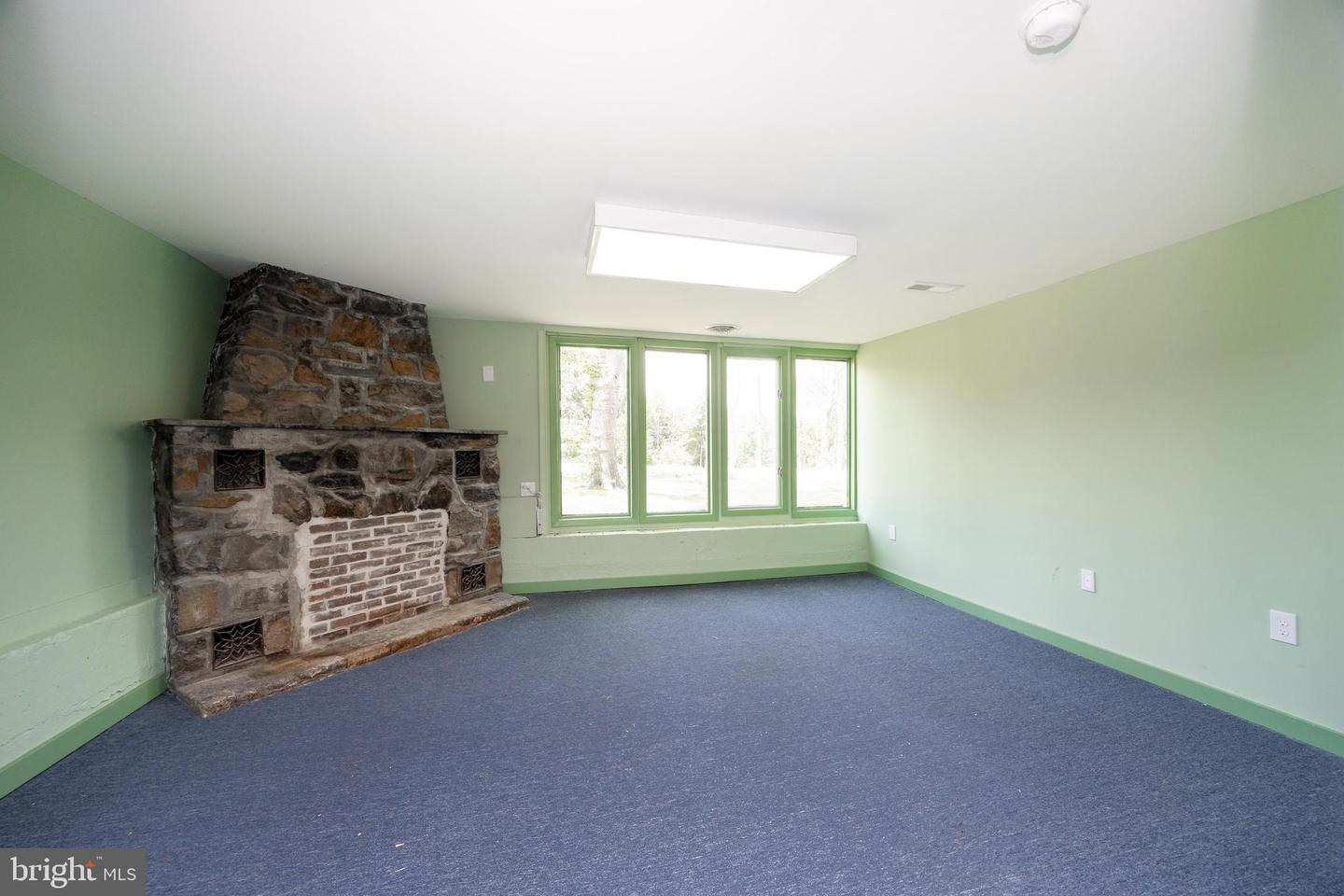 2488 Sanatoga Rd Property Photo 22