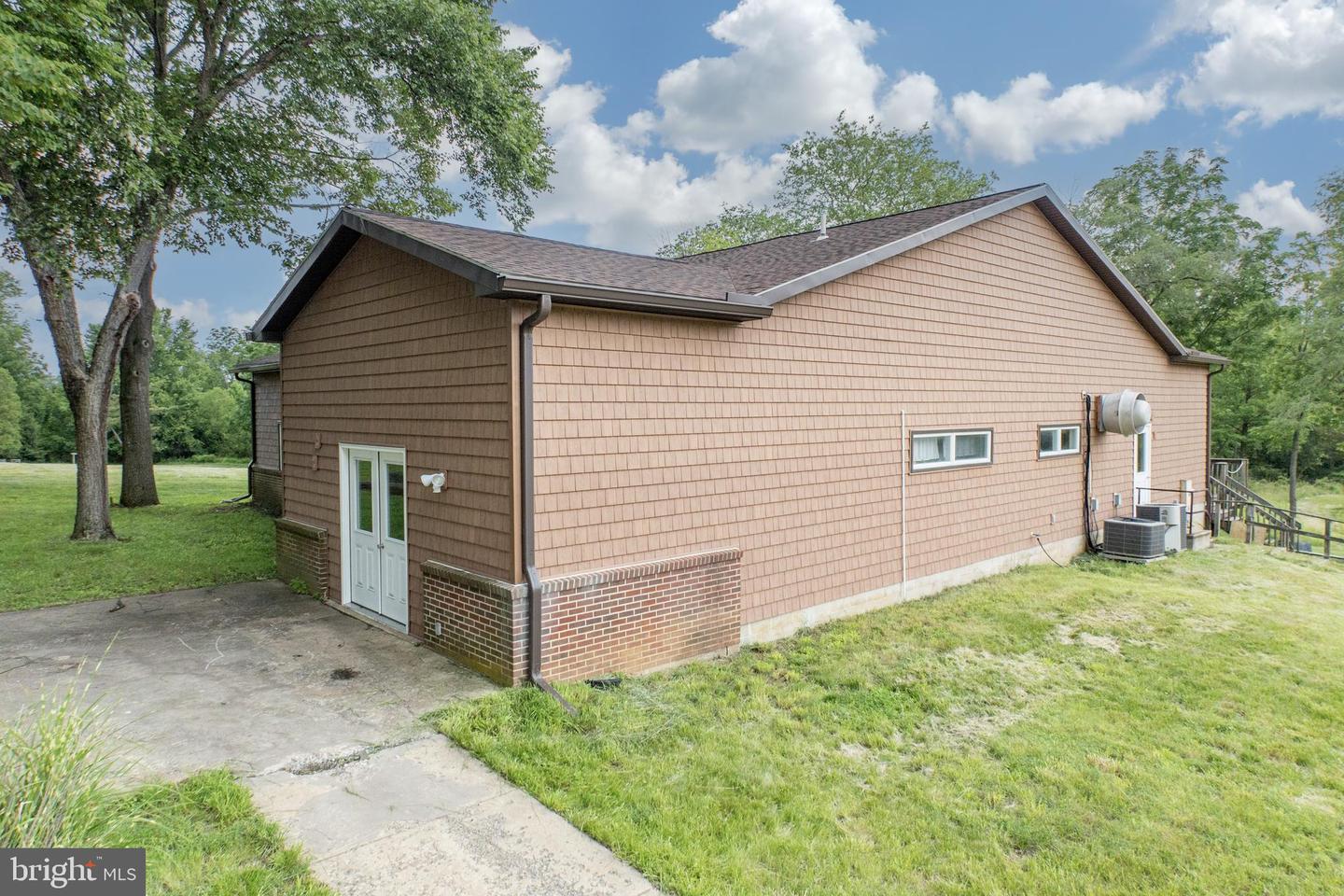 2488 Sanatoga Rd Property Photo 44