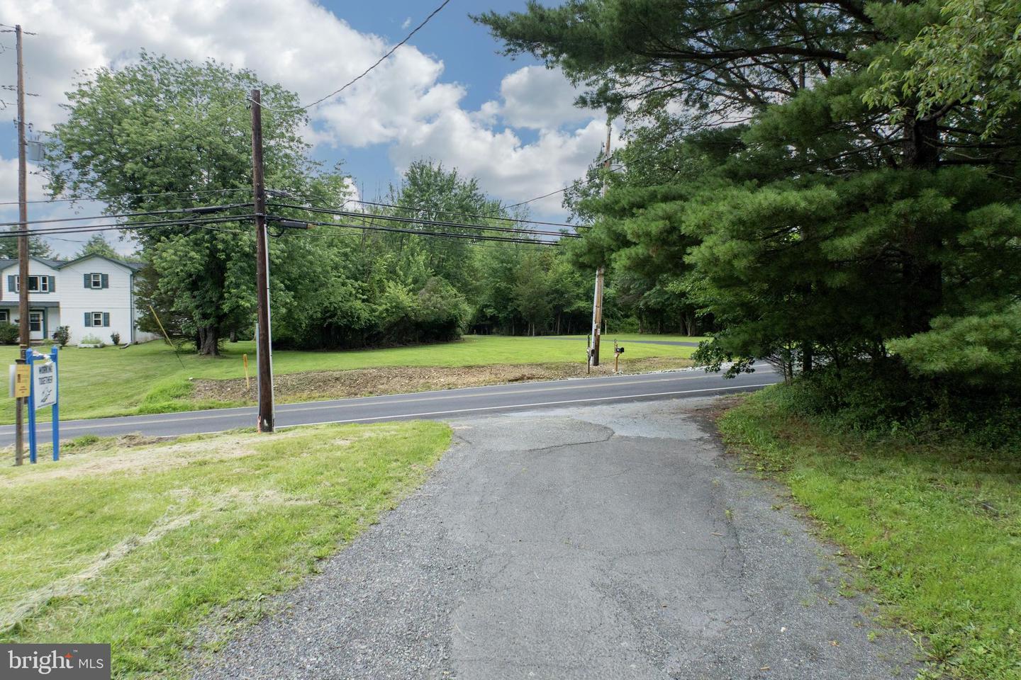 2488 Sanatoga Rd Property Photo 62