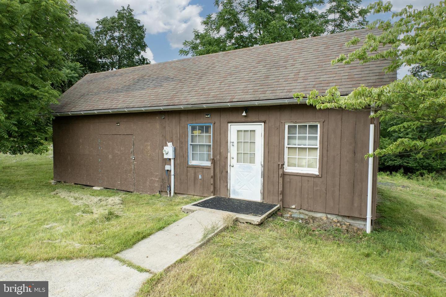 2488 Sanatoga Rd Property Photo 78