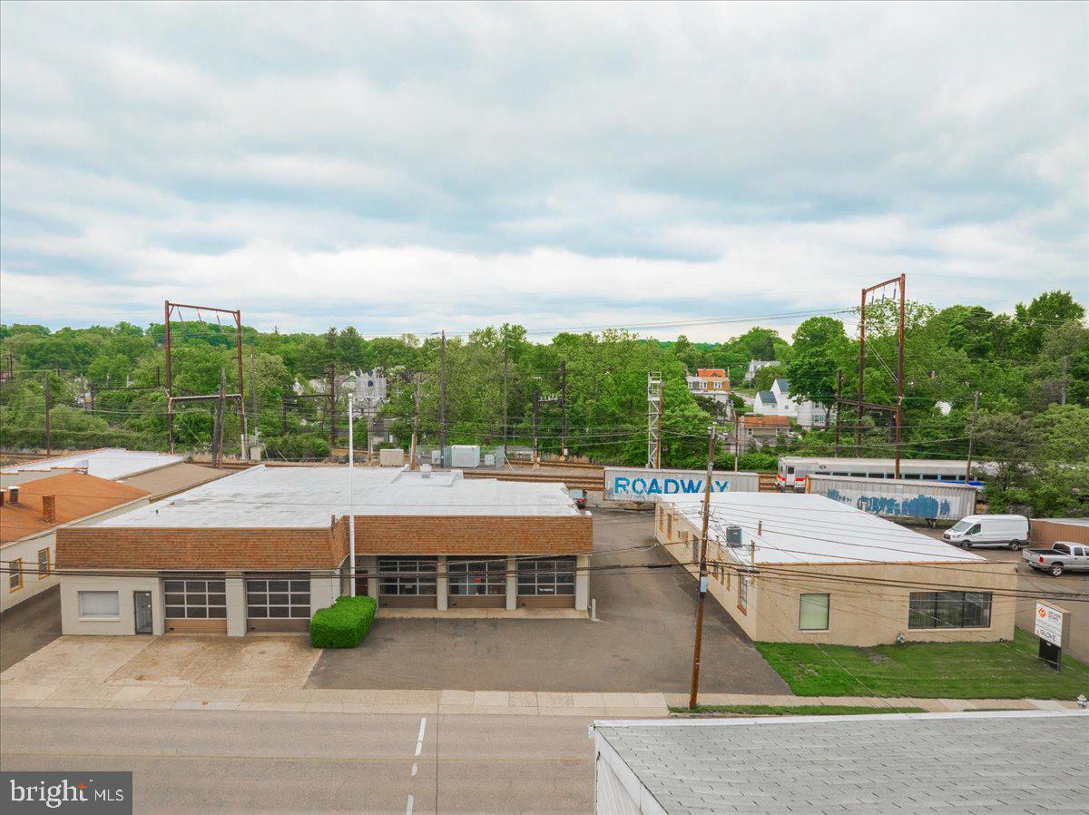 363-369 W Glenside Ave Property Photo 1