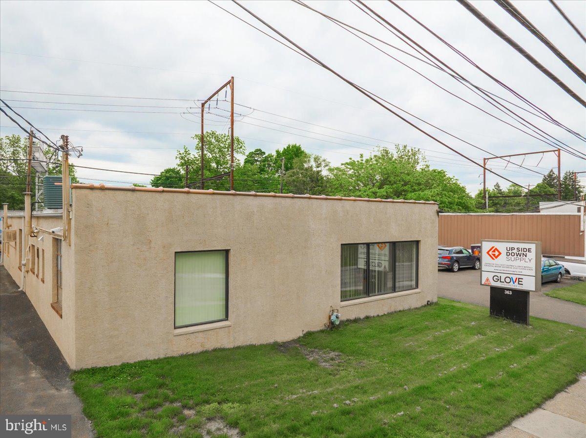 363-369 W Glenside Ave Property Photo 10