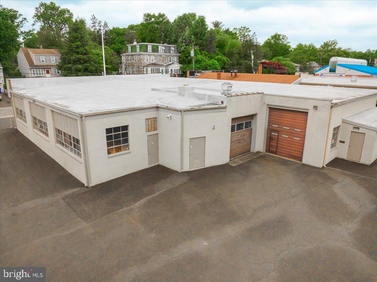 363-369 W Glenside Ave Property Photo 11