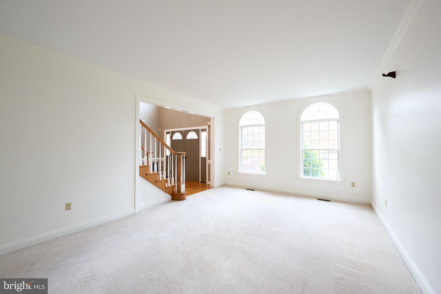 1401 Hampstead Ct Property Photo 14