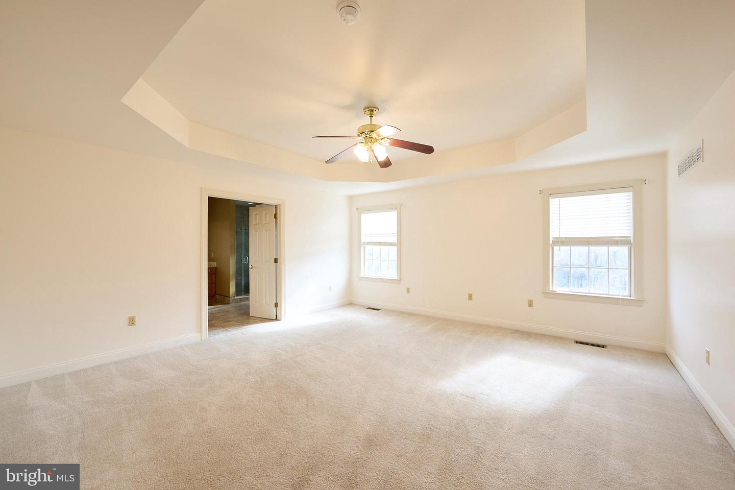 1401 Hampstead Ct Property Photo 27