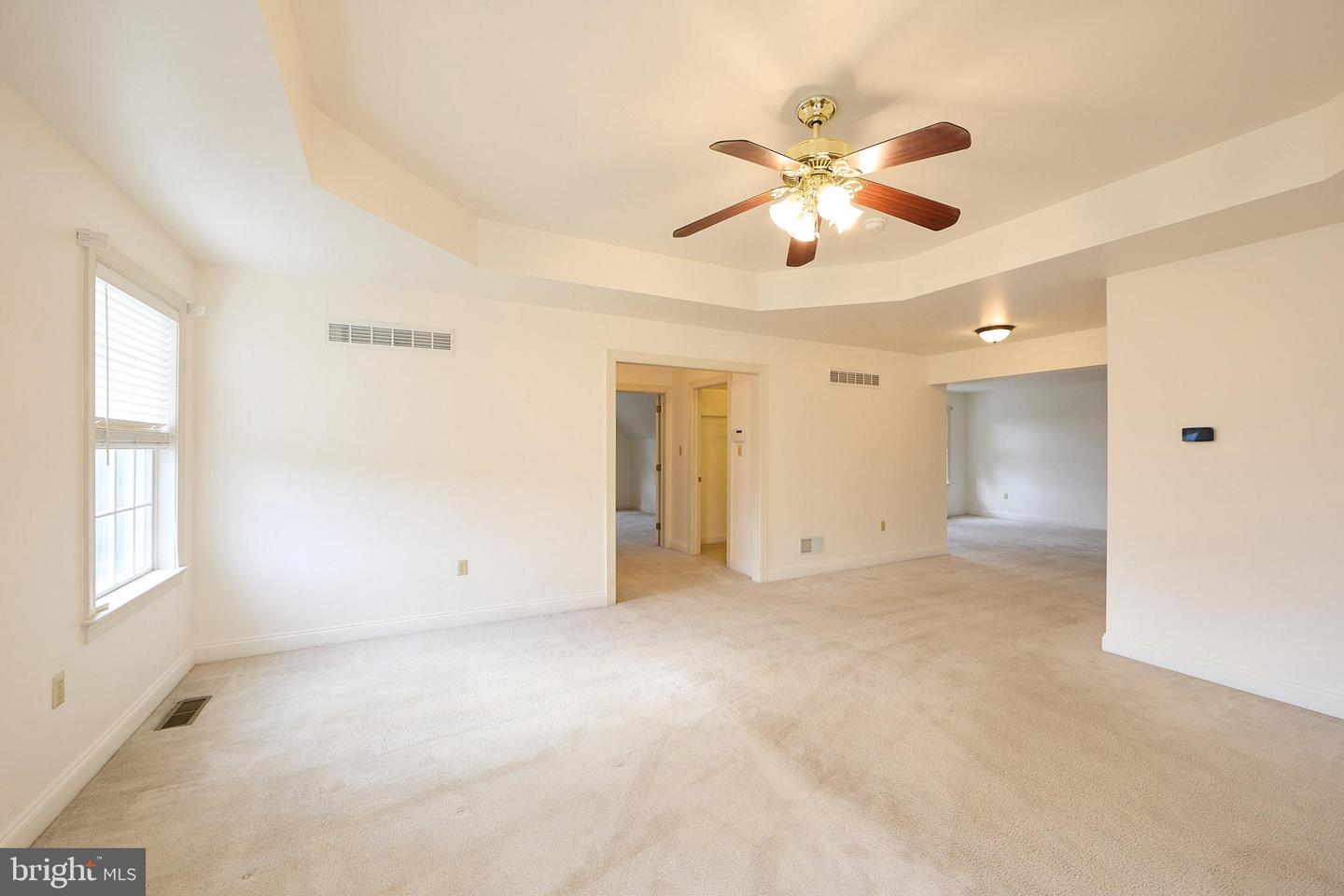 1401 Hampstead Ct Property Photo 29