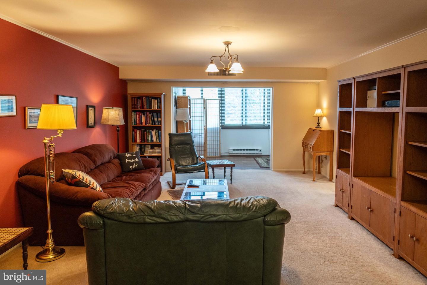 930 W Montgomery Ave #205 Property Photo 1