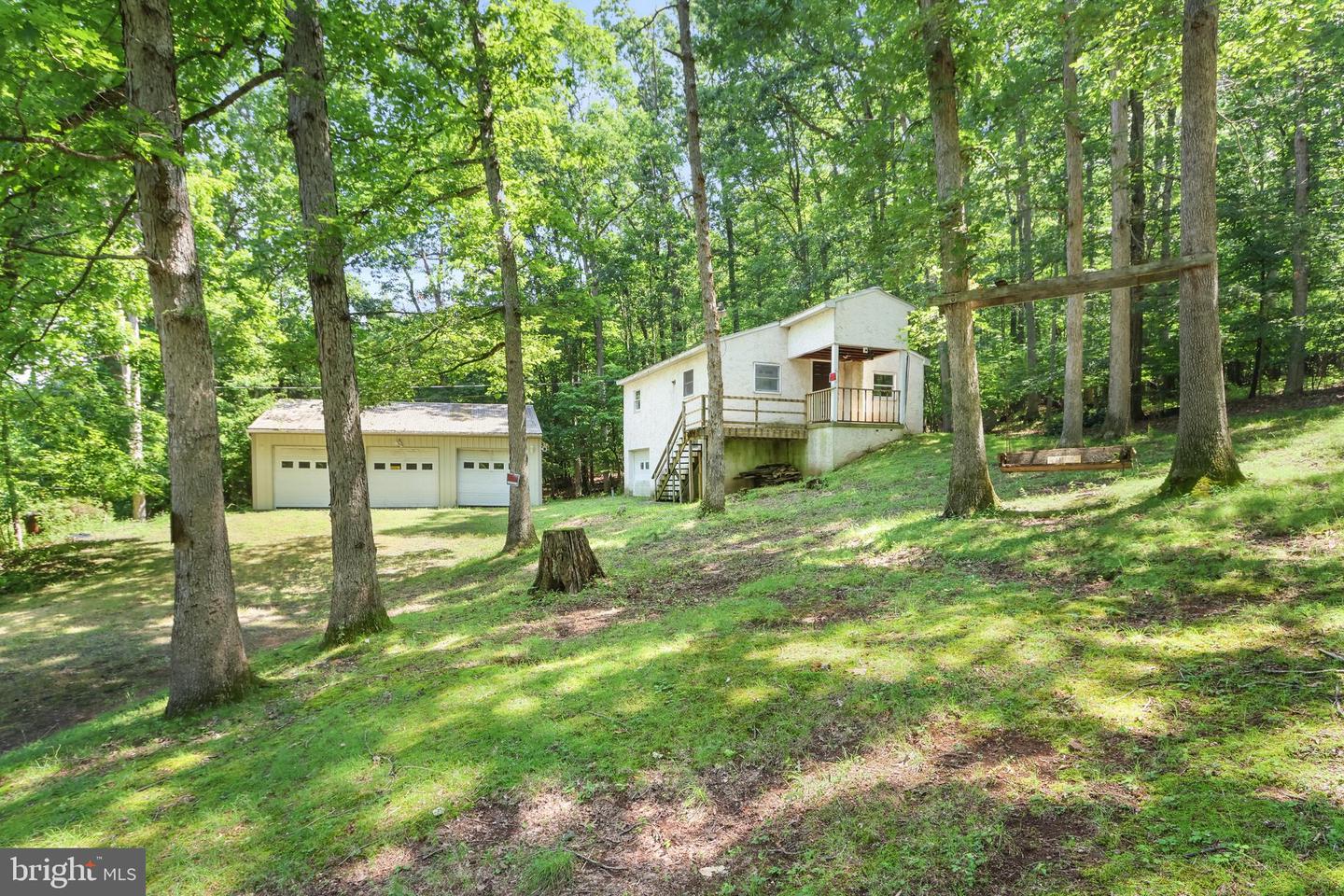 233 Congo Niantic Rd Property Photo 1