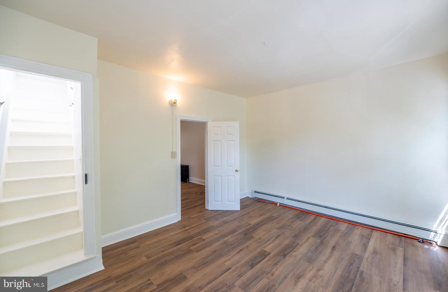 151 Chestnut St Property Photo 7