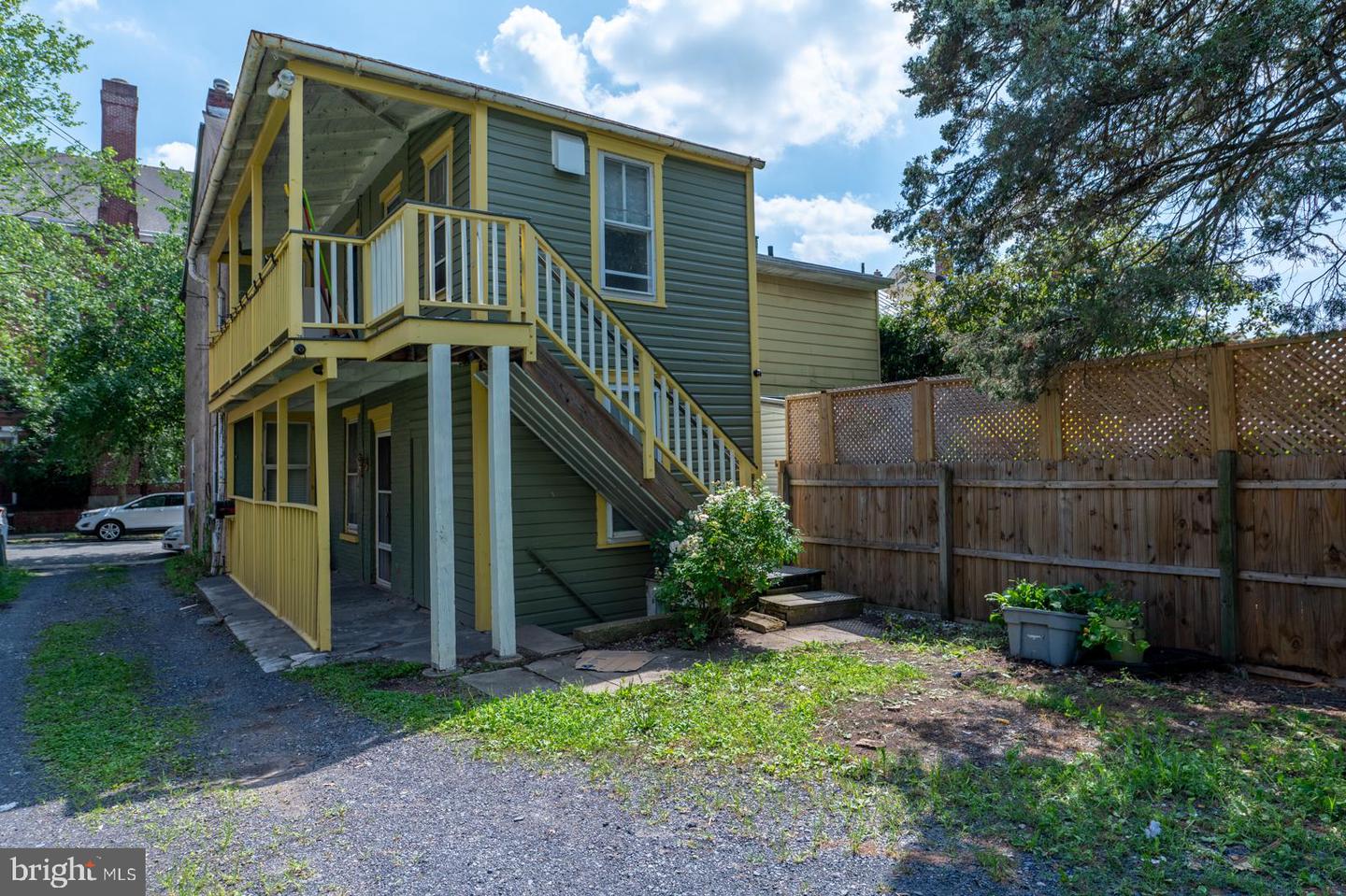151 Chestnut St Property Photo 31