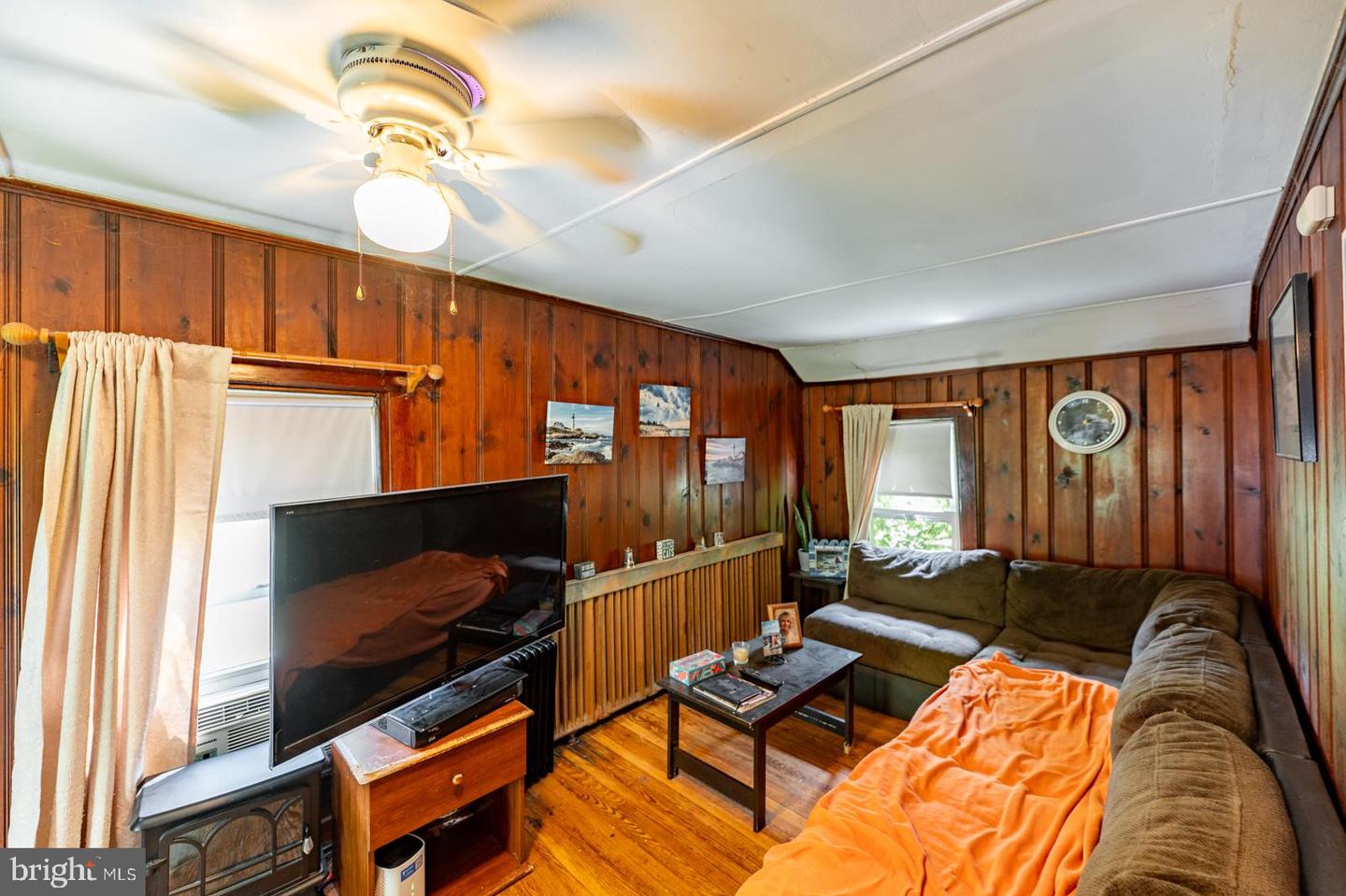 151 Chestnut St Property Photo 36