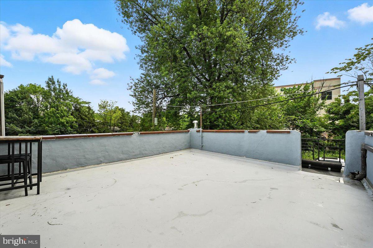 86 N York Rd Property Photo 5