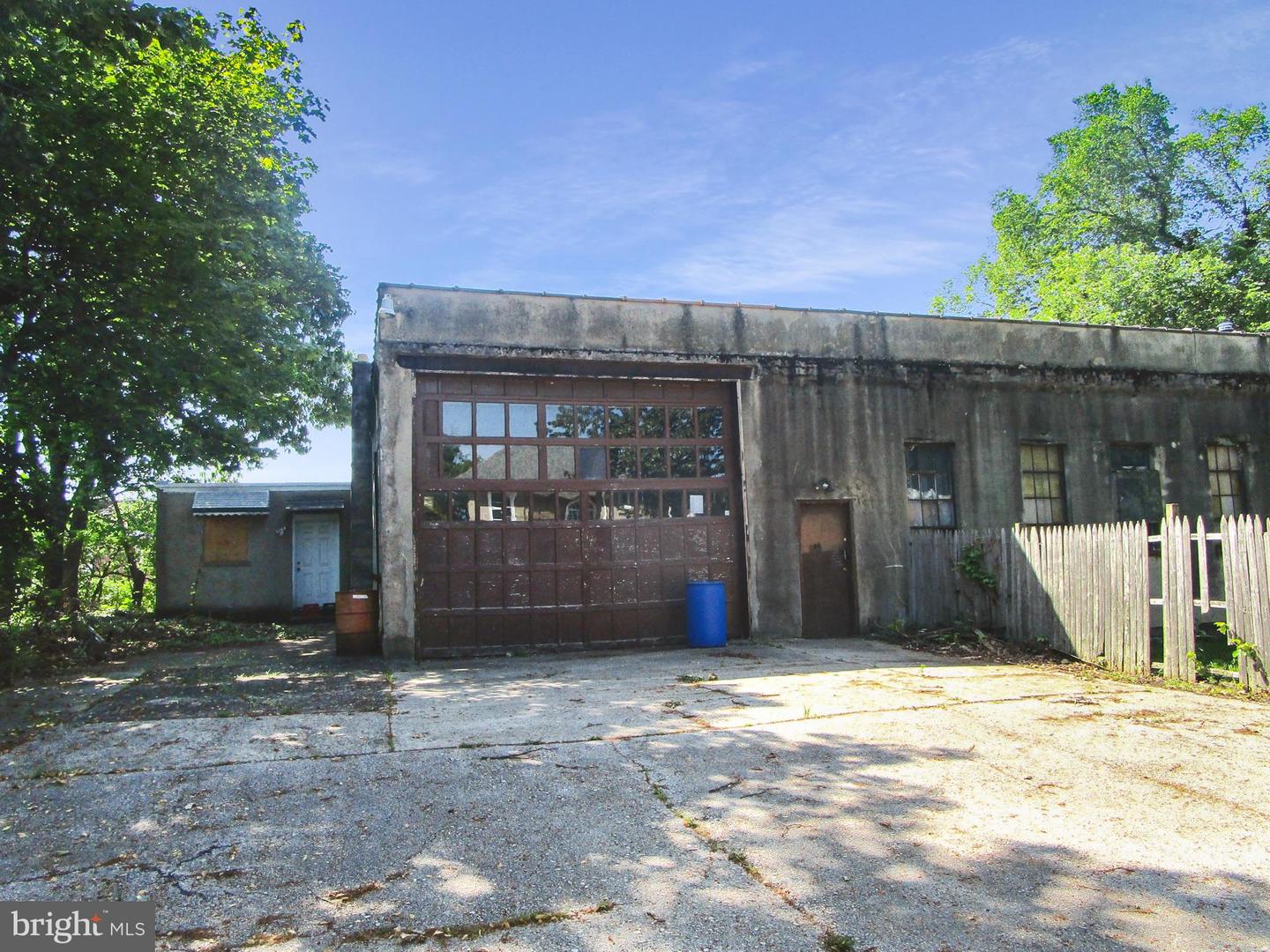1326 Markley St Property Photo 7