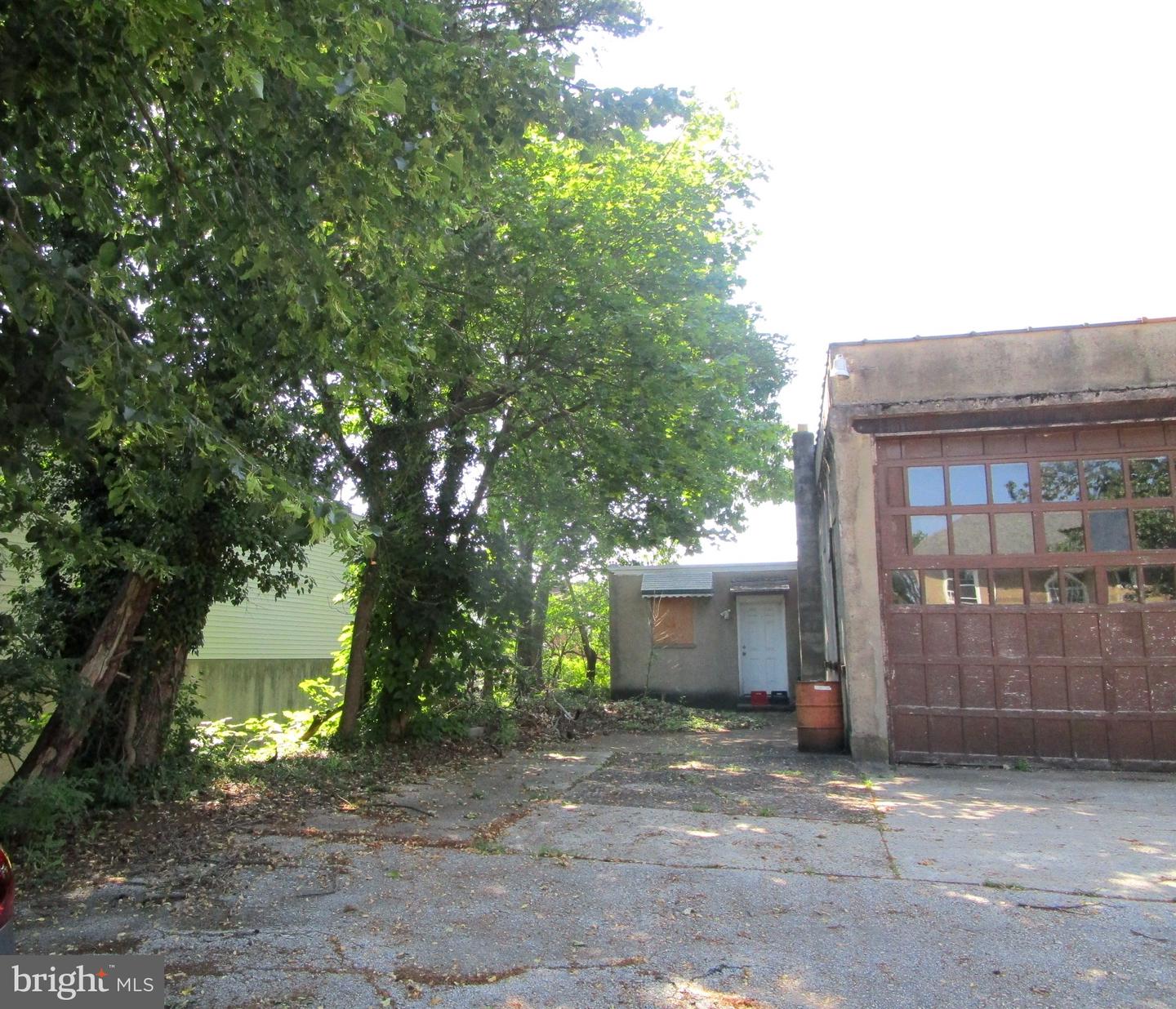 1326 Markley St Property Photo 10