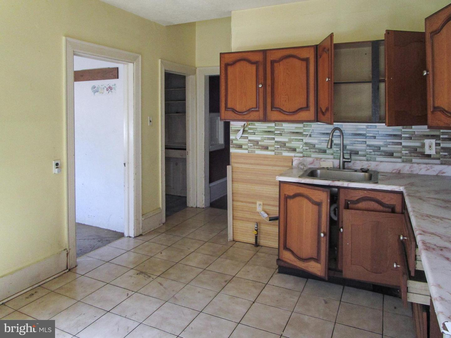 1326 Markley St Property Photo 25