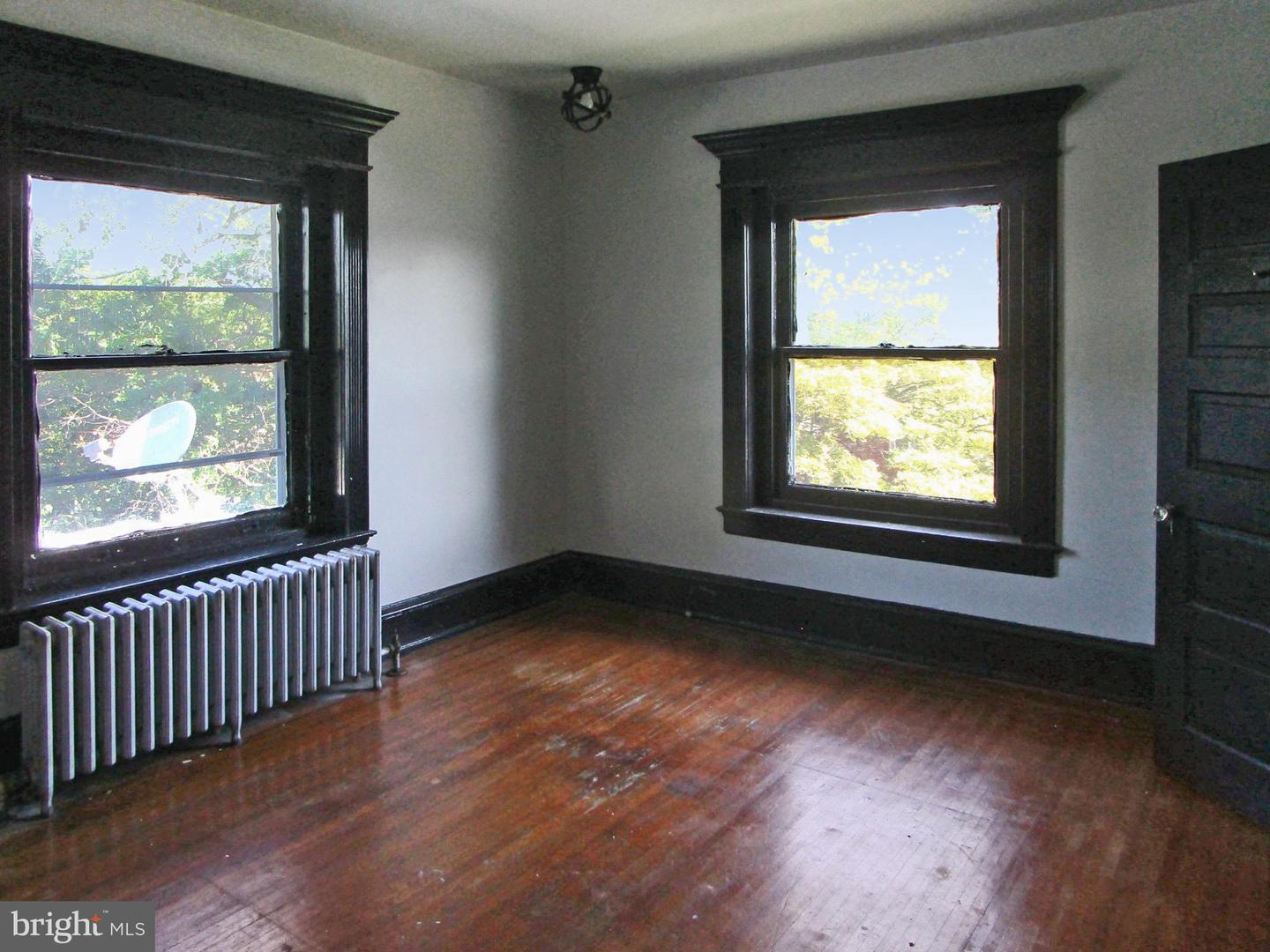 1326 Markley St Property Photo 28
