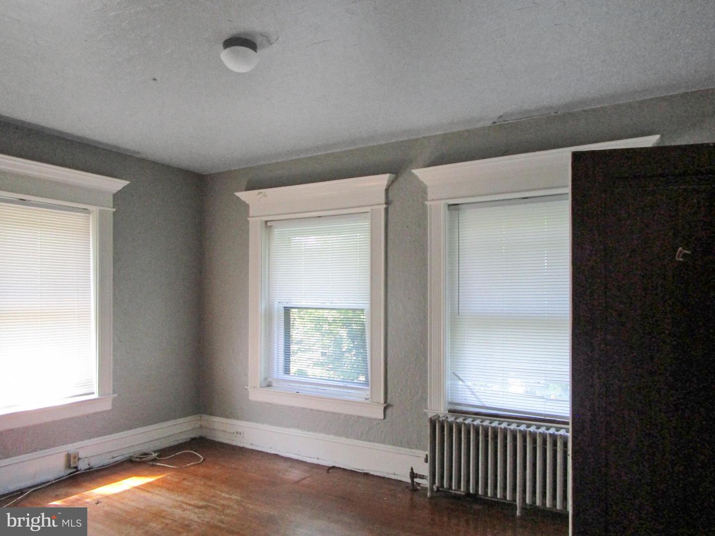 1326 Markley St Property Photo 32
