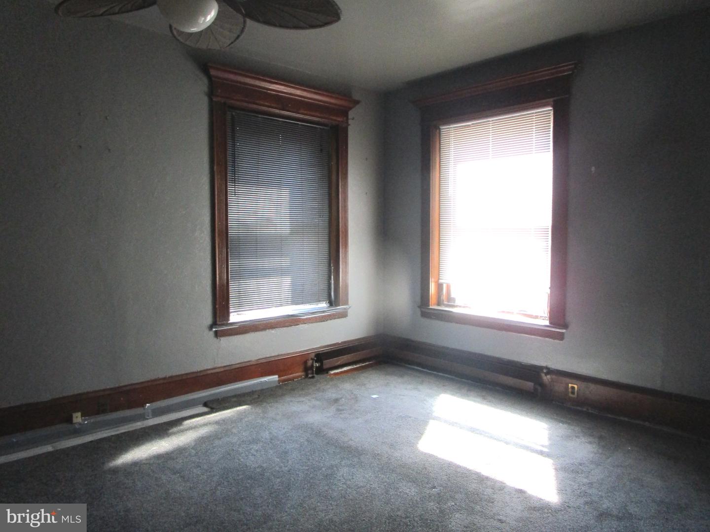 1326 Markley St Property Photo 12