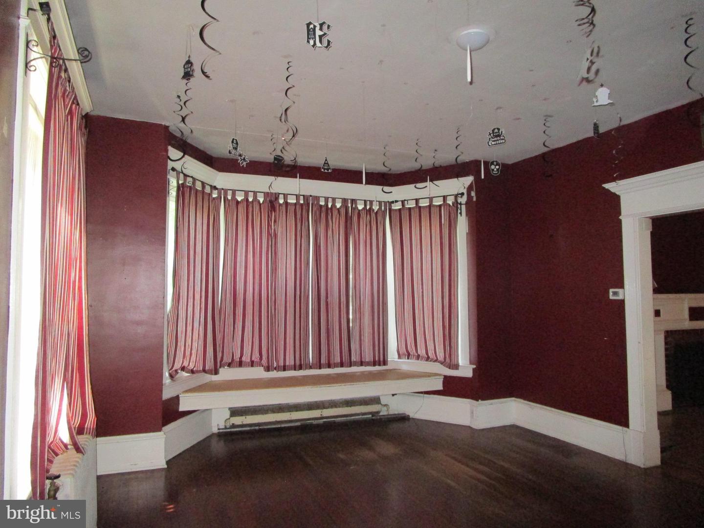 1326 Markley St Property Photo 13