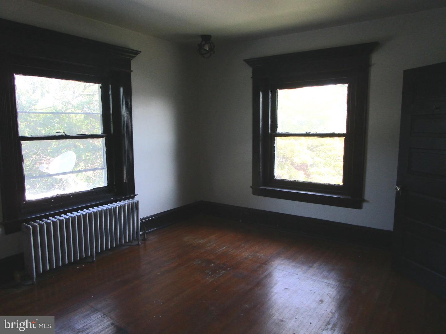 1326 Markley St Property Photo 22