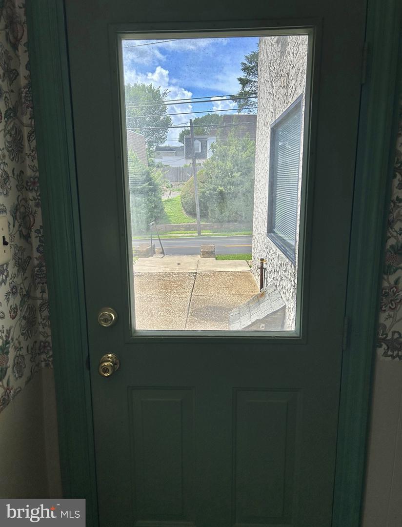 1120 Bethlehem Pike Property Photo 4