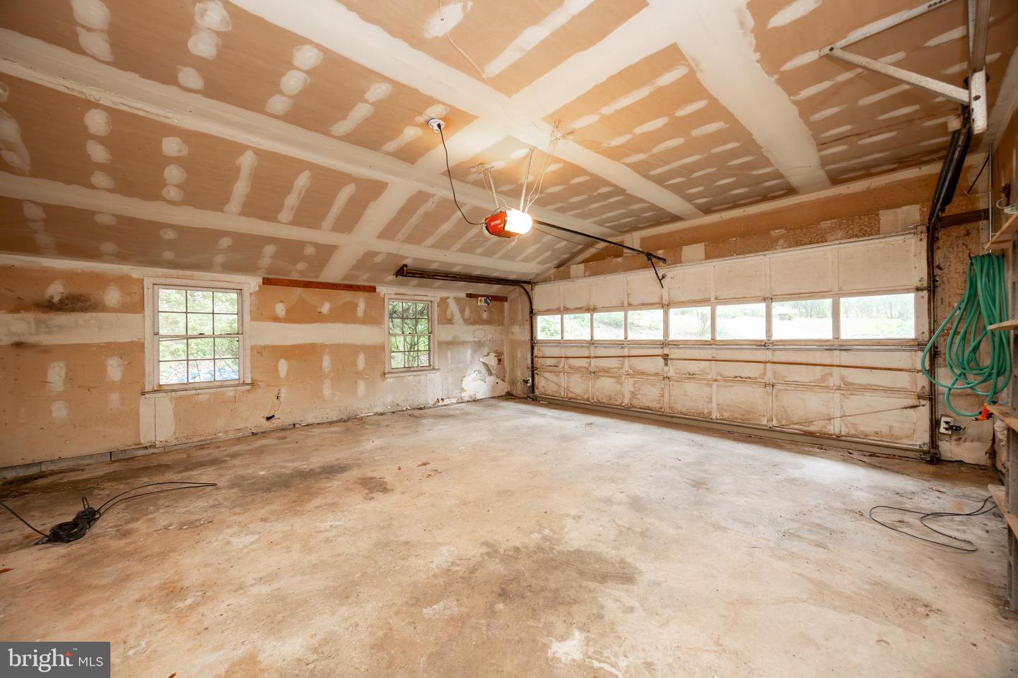971 Stevens Ln Property Photo 22