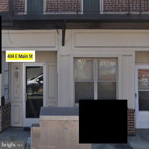 400-402 E Main St Property Photo 1