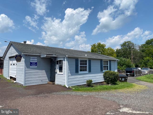 316 Penn St Property Photo 13