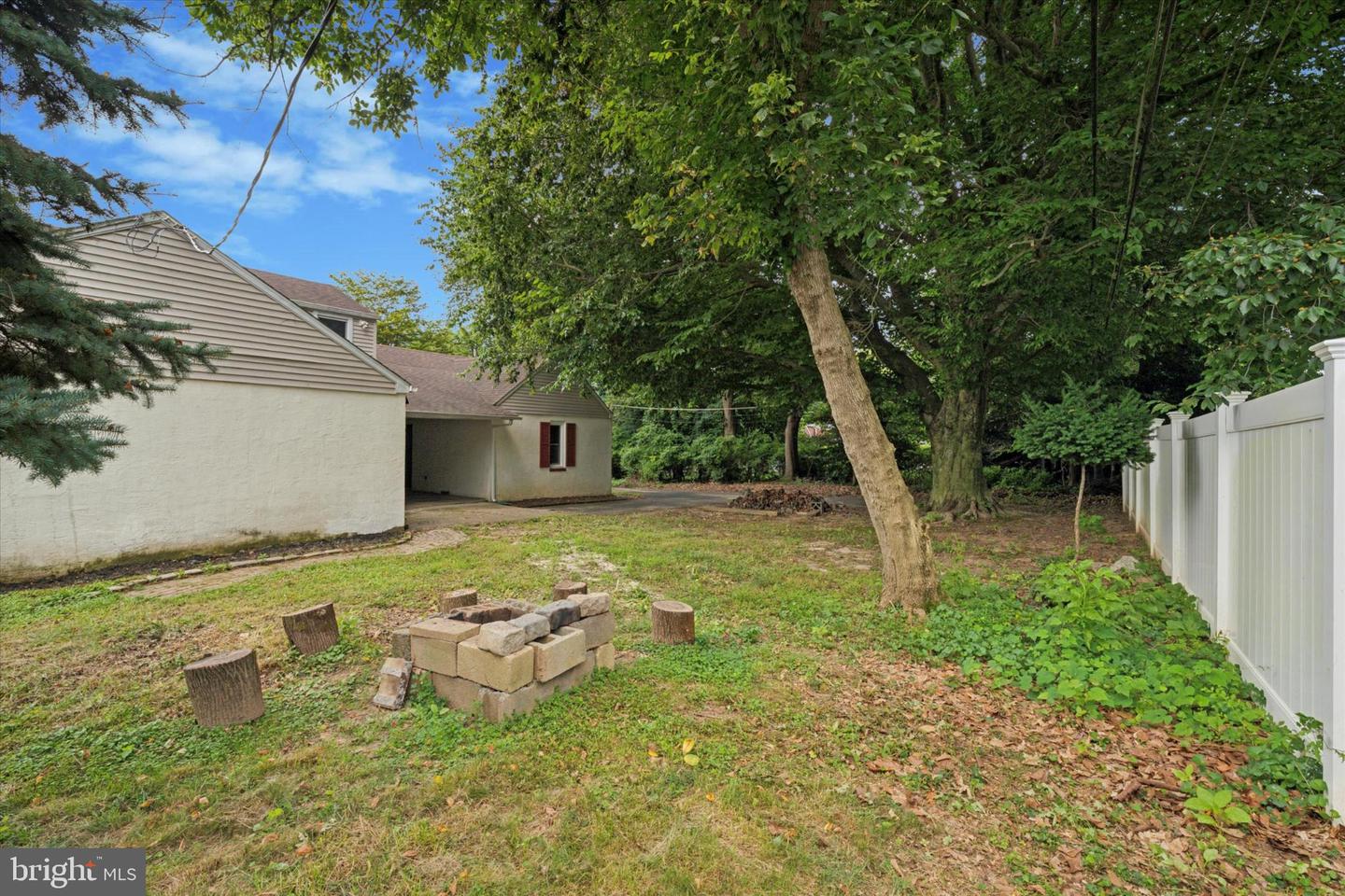 8008 Hammond Rd Property Photo 24