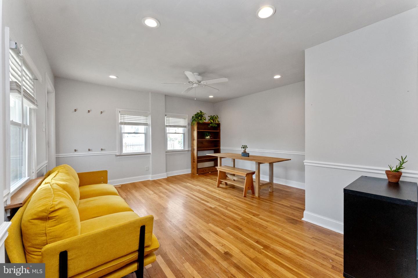 3227 Pennsylvania Ave Property Photo 3