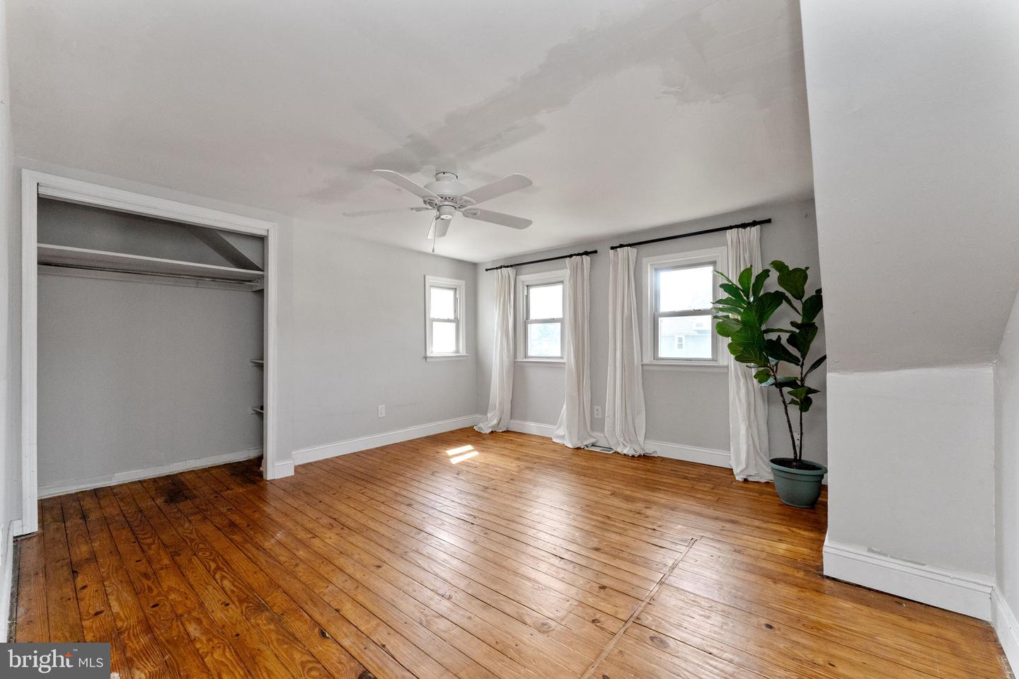 3227 Pennsylvania Ave Property Photo 9