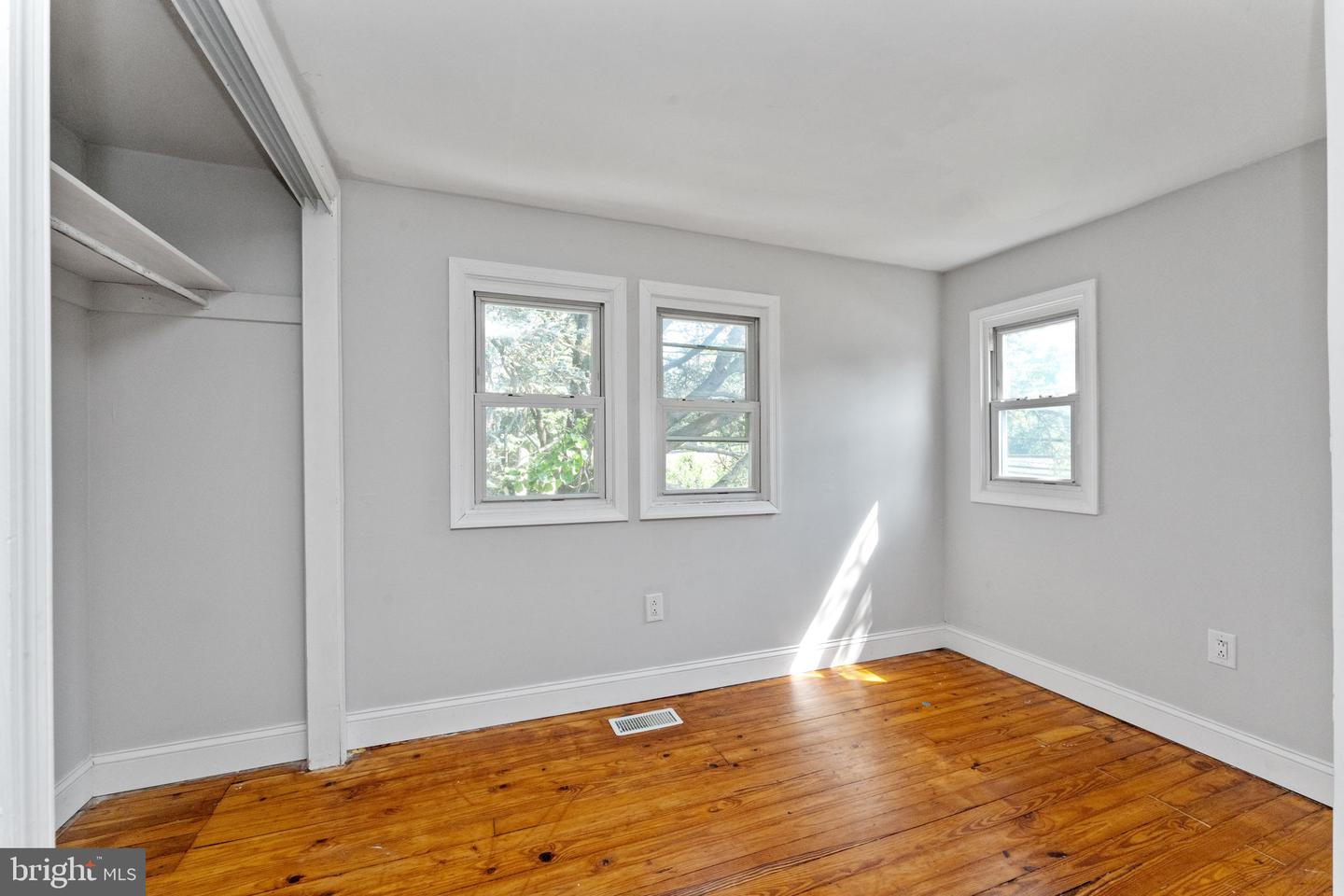 3227 Pennsylvania Ave Property Photo 10