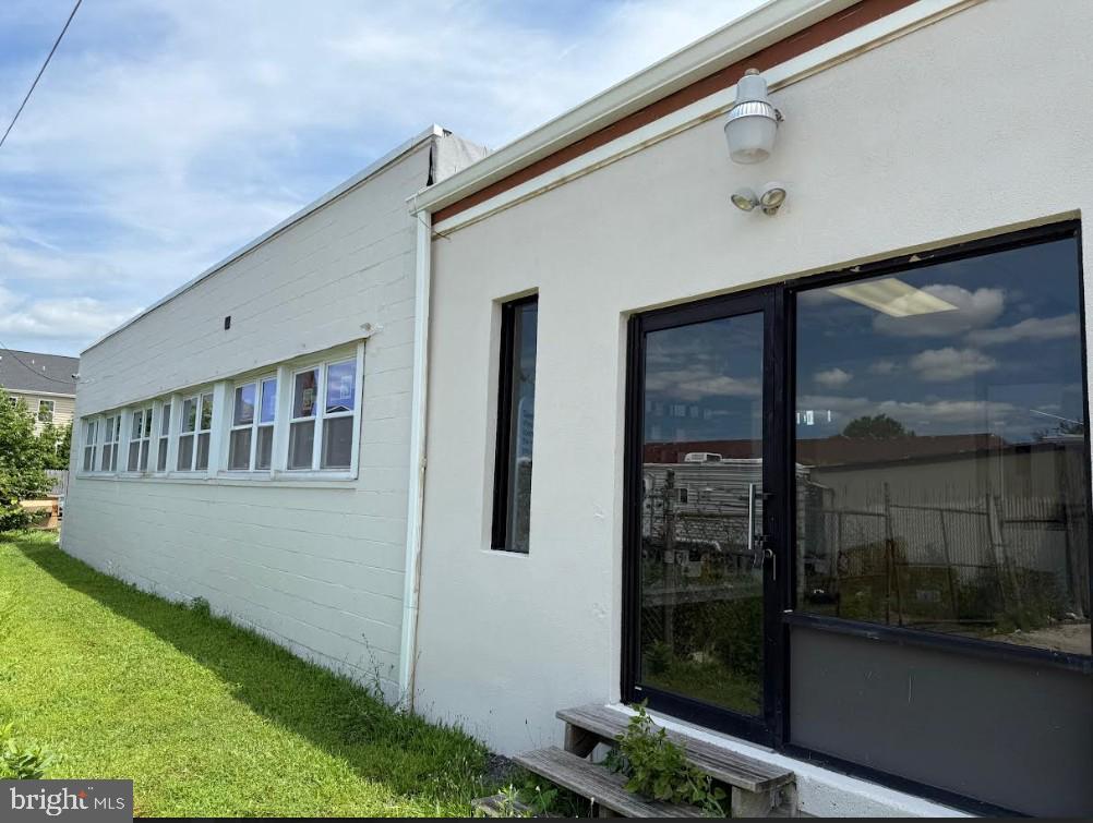 3801 And 3815 Ridge Pike Property Photo 9