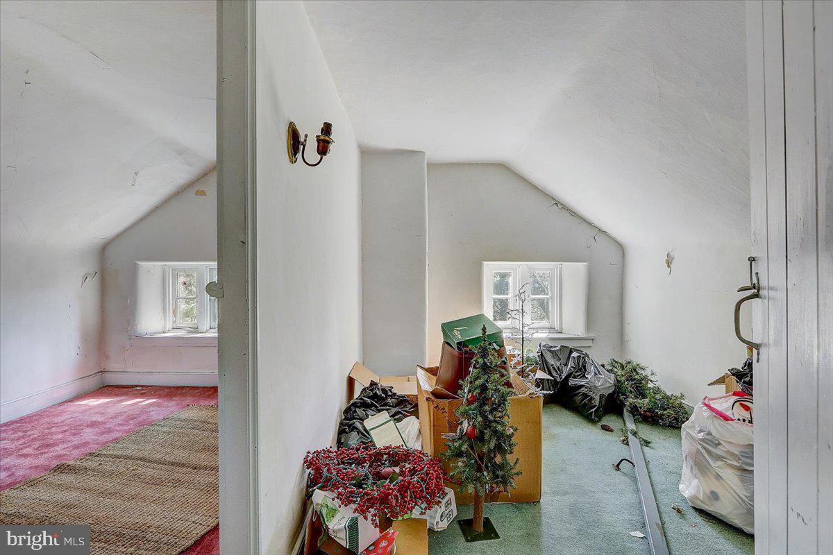 1525 Limekiln Pike Property Photo 24