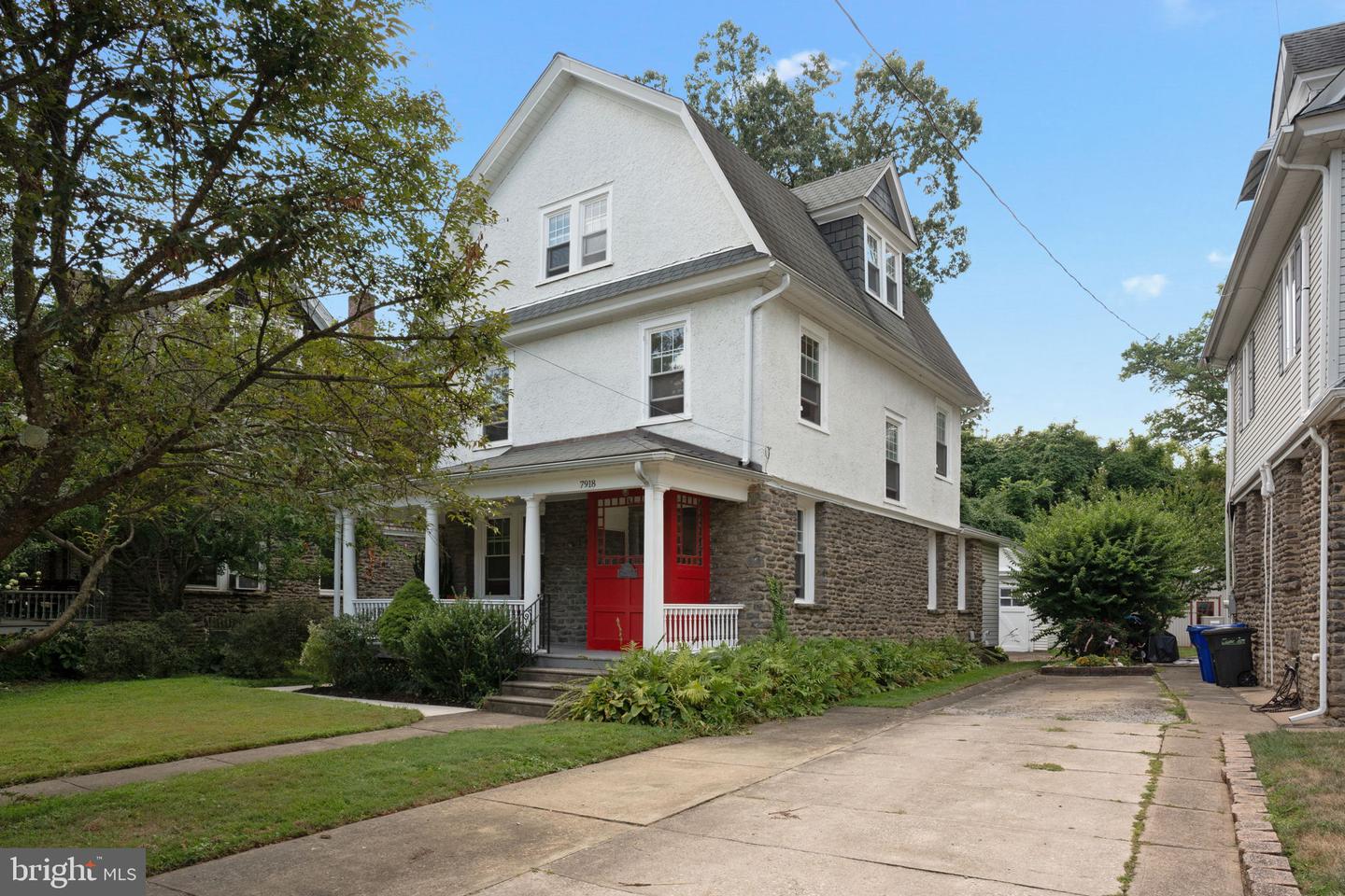7918 Park Ave Property Photo 1