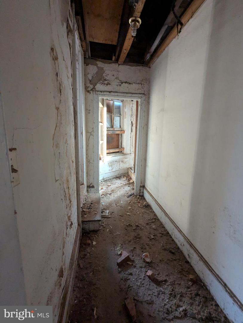 1009 Dekalb St Property Photo 21