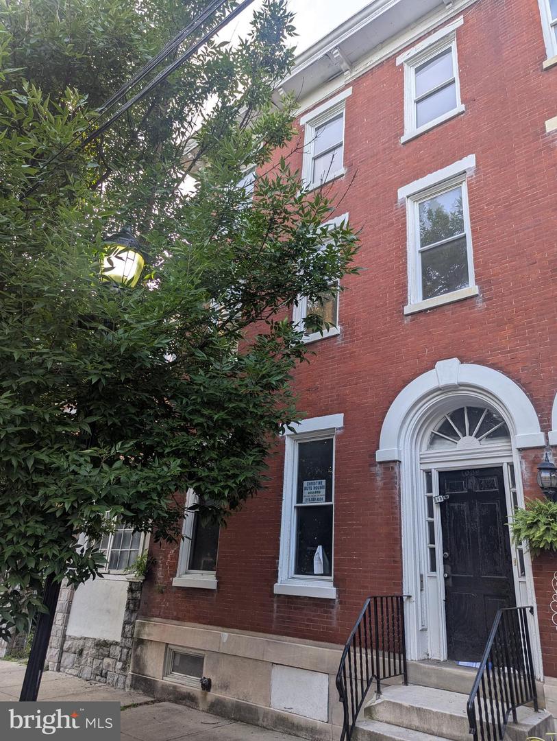 1009 Dekalb St Property Photo 26