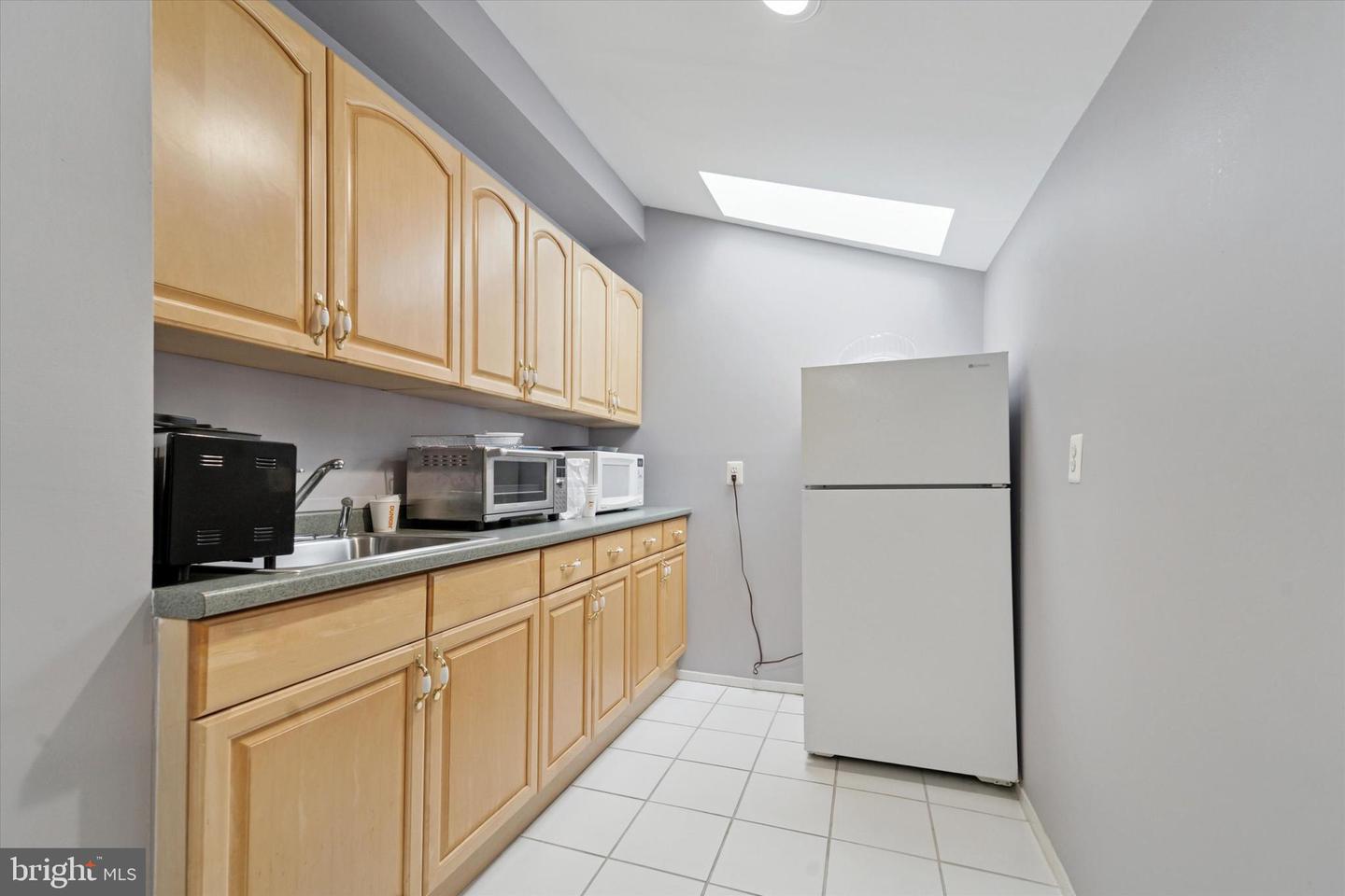 529 Swede St Property Photo 11