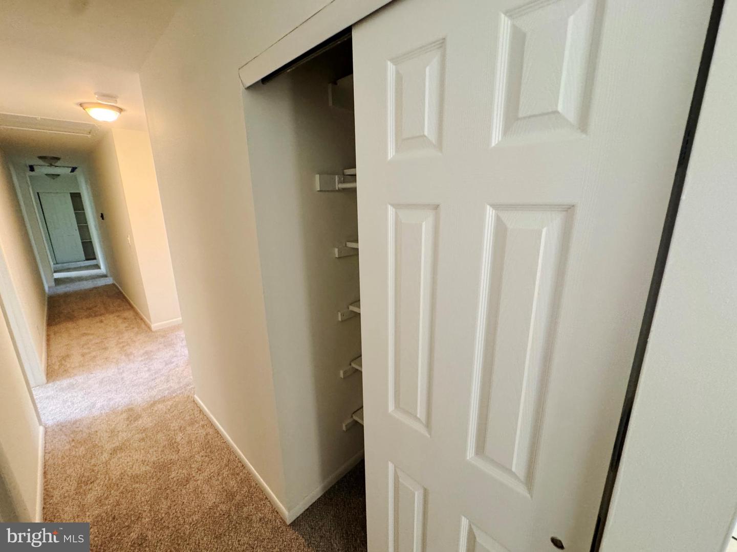 154 Niantic Rd Property Photo 12