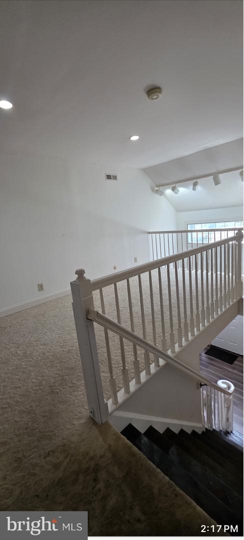1752 Oak Hill Dr Property Photo 35