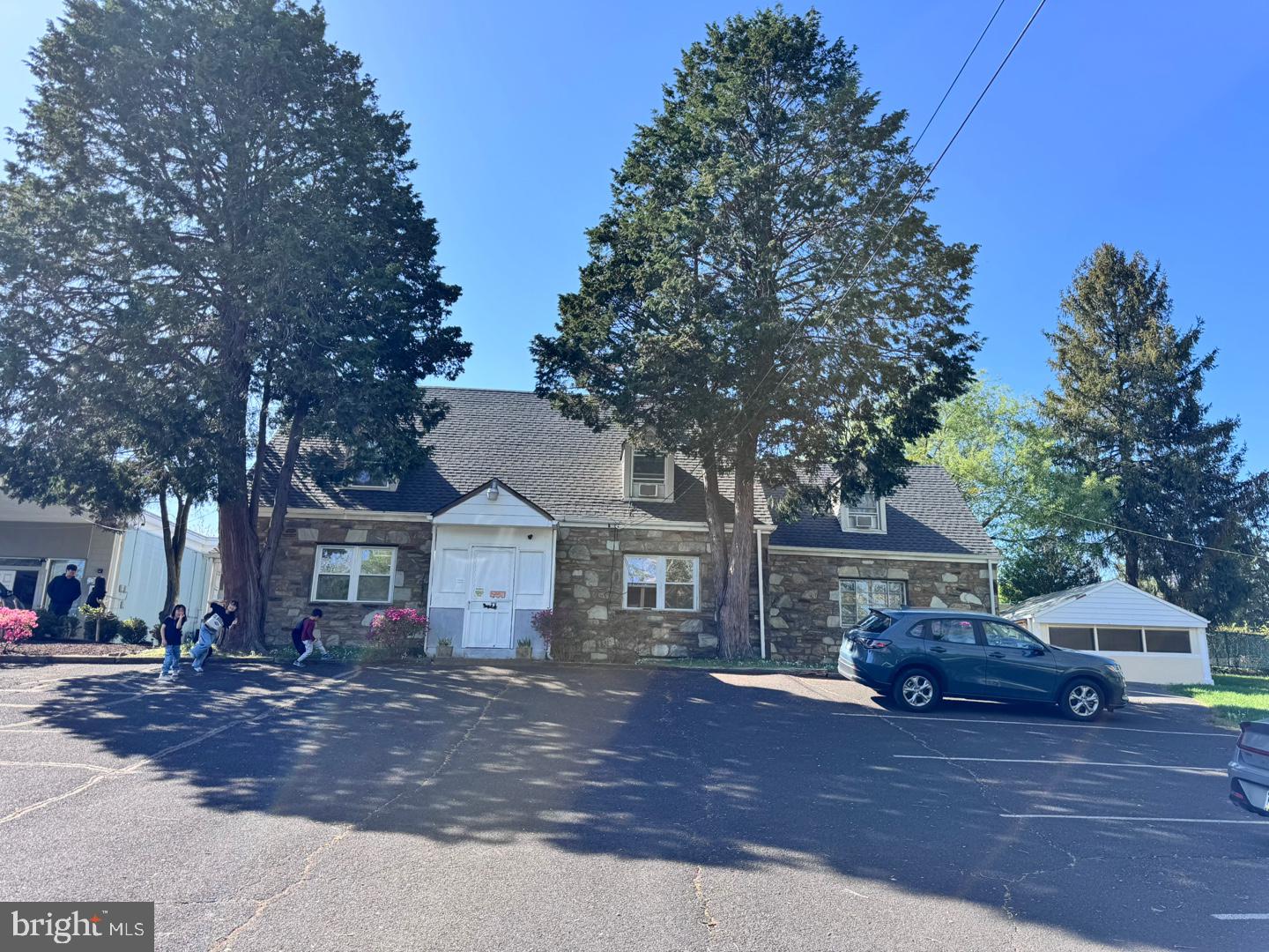 309 Township Line Rd Property Photo 2