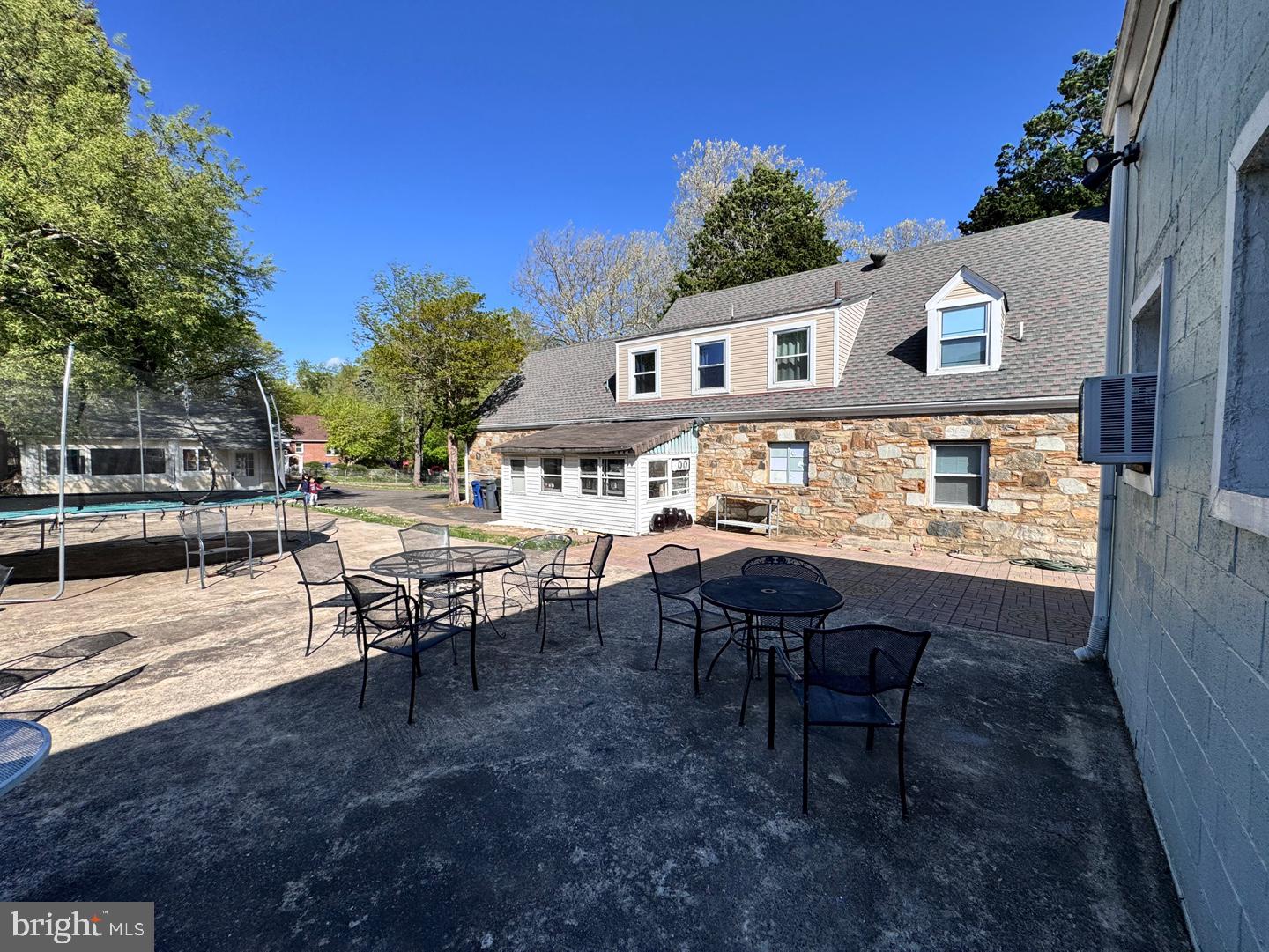 309 Township Line Rd Property Photo 4
