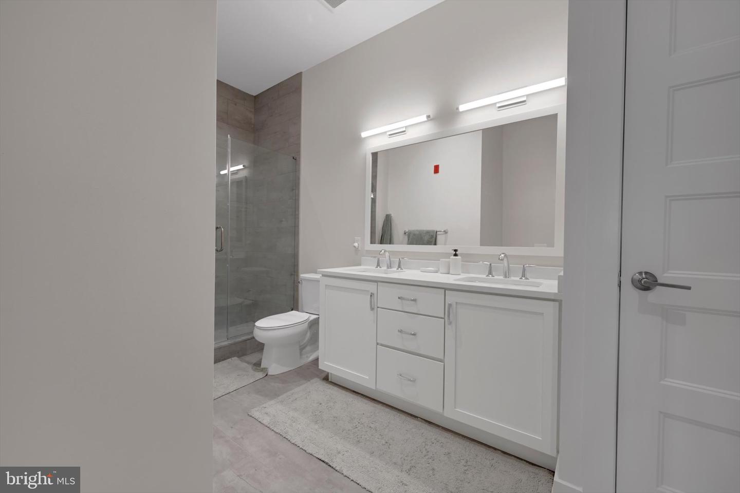 575 S Goddard Blvd #504 Property Photo 13