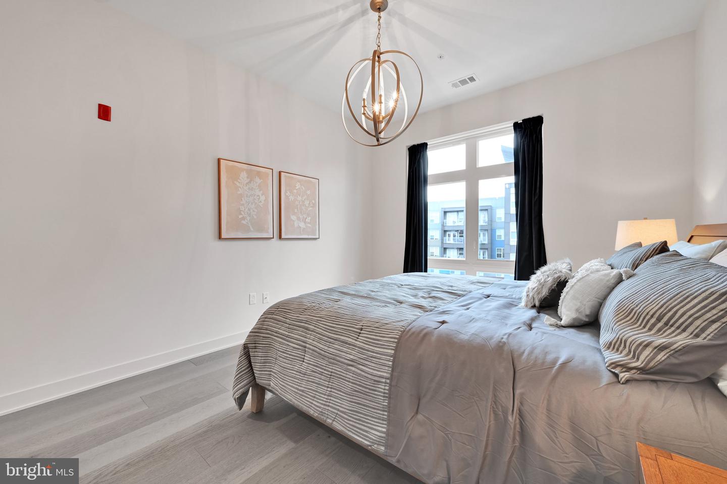 575 S Goddard Blvd #504 Property Photo 15
