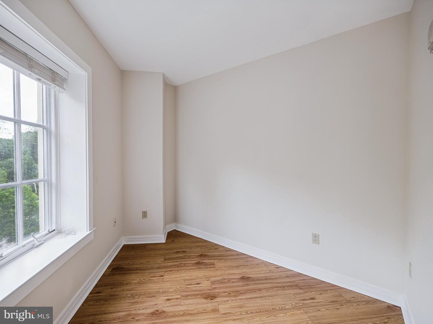 190 Presidential Blvd #413 Property Photo 25