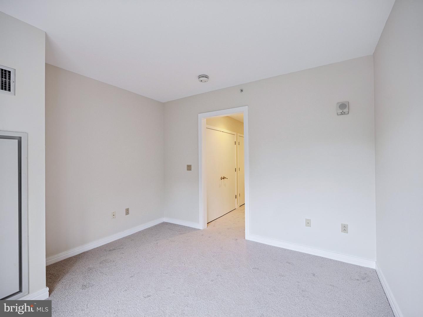 190 Presidential Blvd #413 Property Photo 27